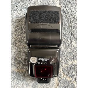 Nikon SB-26 Flash with Leather draw string case